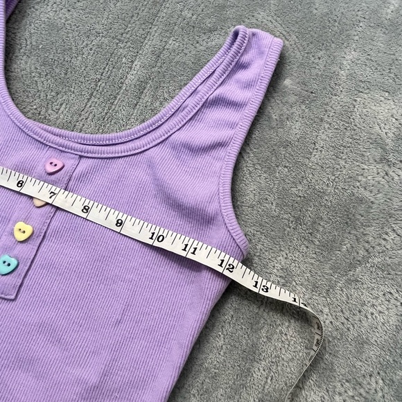 Heart Button Lavender Crop Top - Picture 7 of 8
